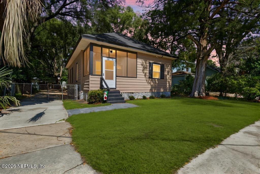 3053 GILMORE Street, Jacksonville, FL 32205 2