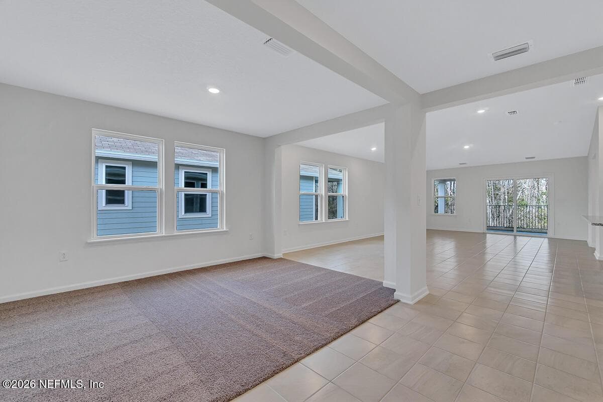 712 PANTHER LAKE Parkway, Jacksonville, FL 32221 2