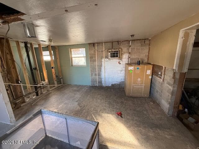 505 KINGSTON Avenue, Daytona Beach, FL 32114 2