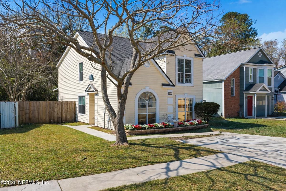 572 STAFFORDSHIRE Drive, Jacksonville, FL 32225 3