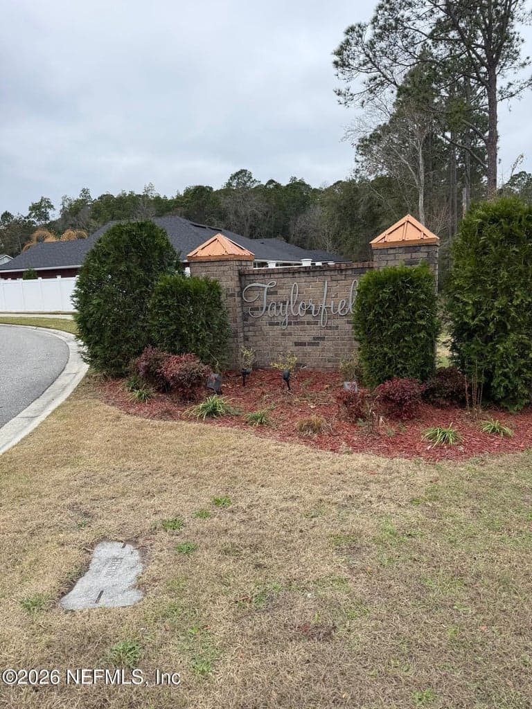 7339 ZAIN MICHAEL Lane, Jacksonville, FL 32222 3
