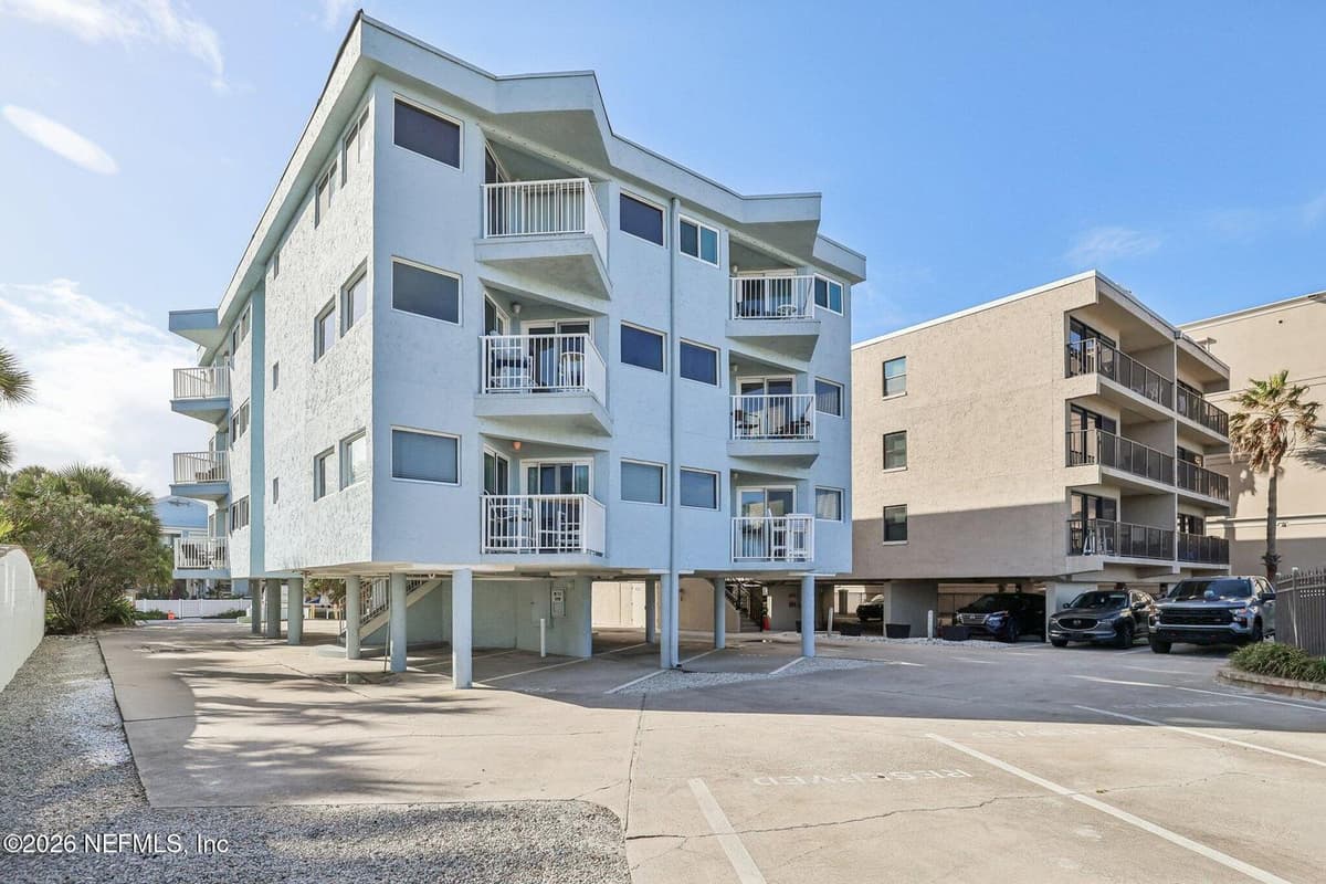 413 1ST Street S 303, Jacksonville Beach, FL 32250 2