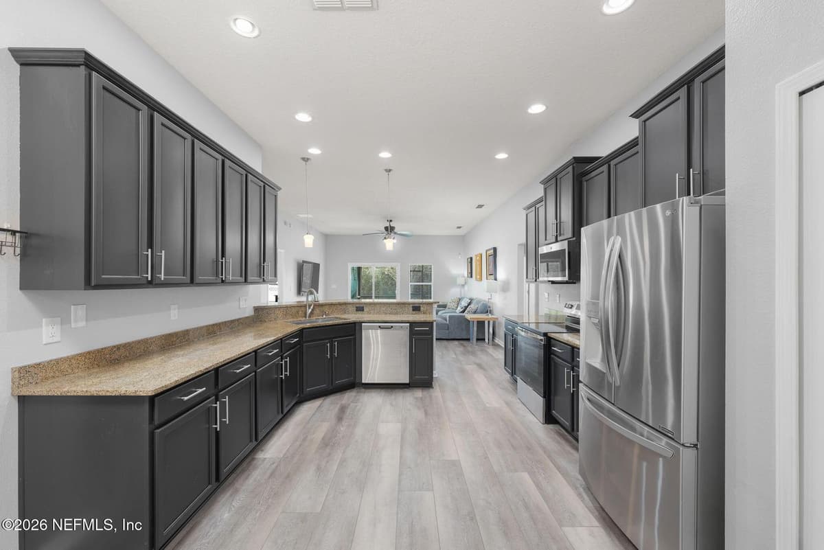 681 GRAMPIAN HIGHLANDS Drive, St. Johns, FL 32259 3