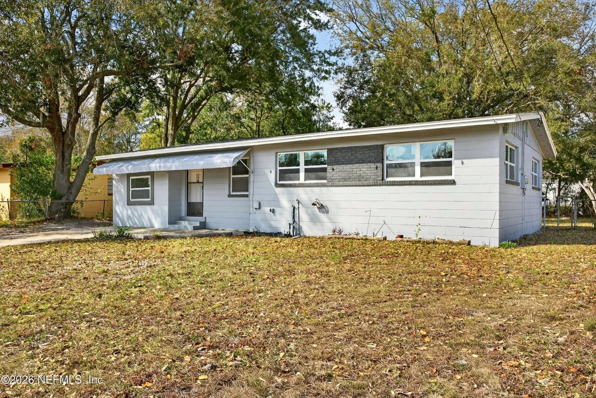 10063 AGAVE Circle N, Jacksonville, FL 32246 3