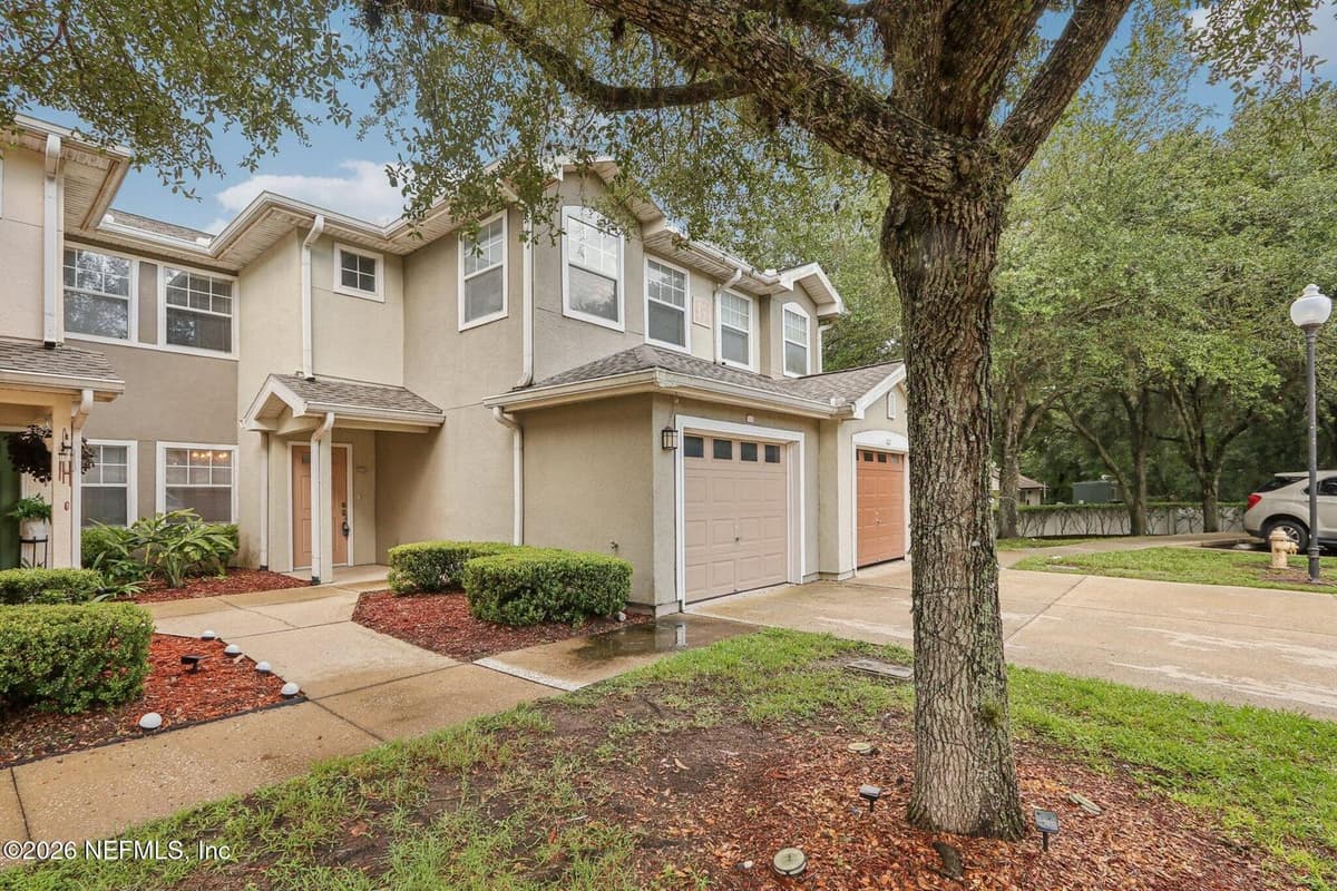 8550 ARGYLE BUSINESS Loop 1507, Jacksonville, FL 32244 2