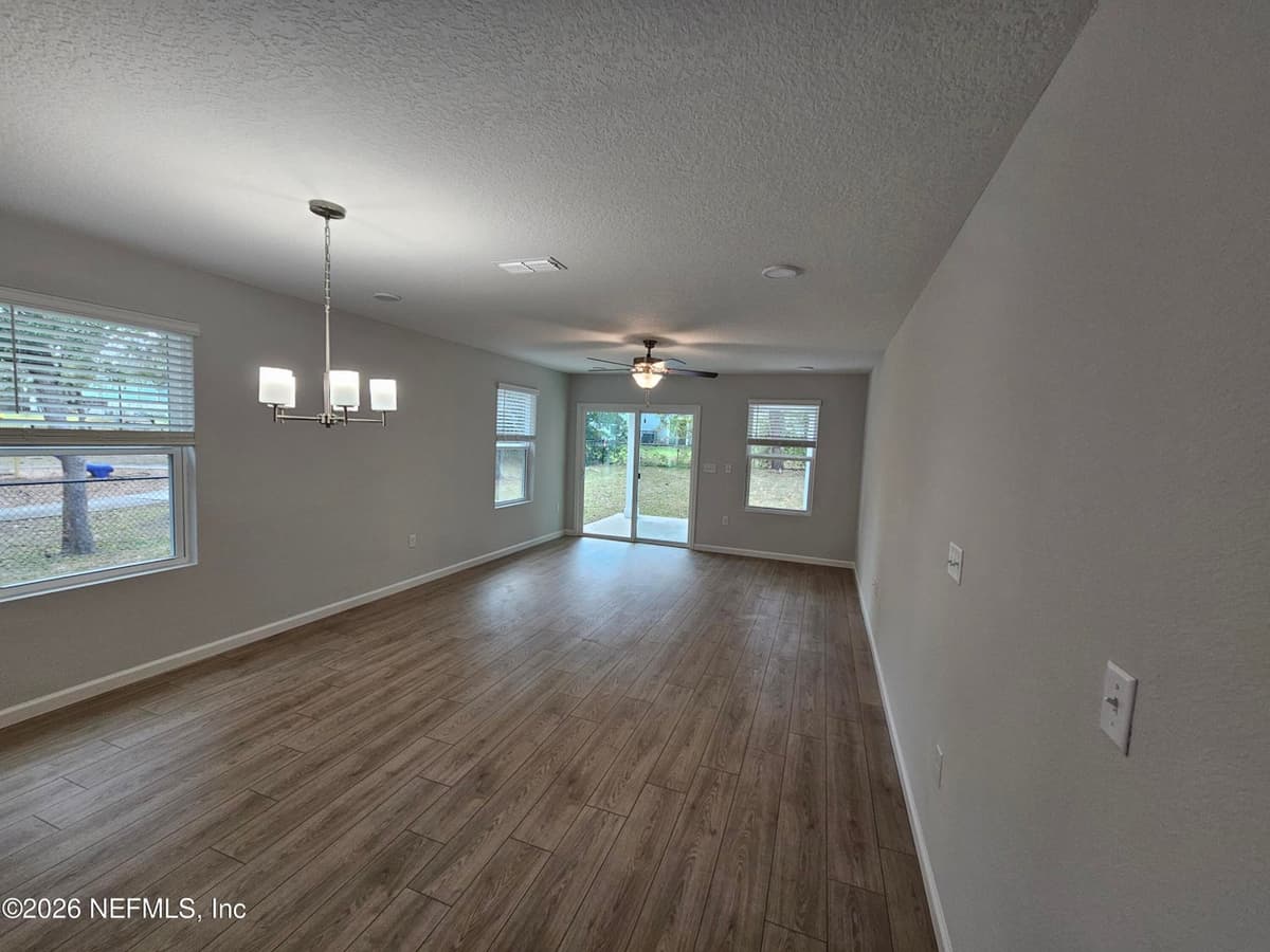 7138 BERRY Avenue, Jacksonville, FL 32211 2