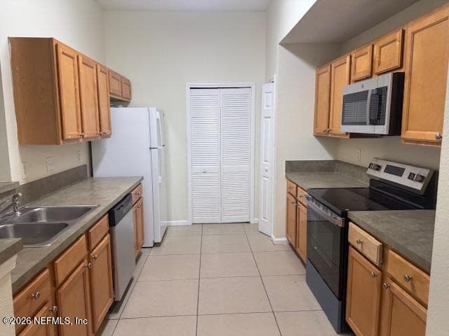 7920 MERRILL Road 2004, Jacksonville, FL 32277 2