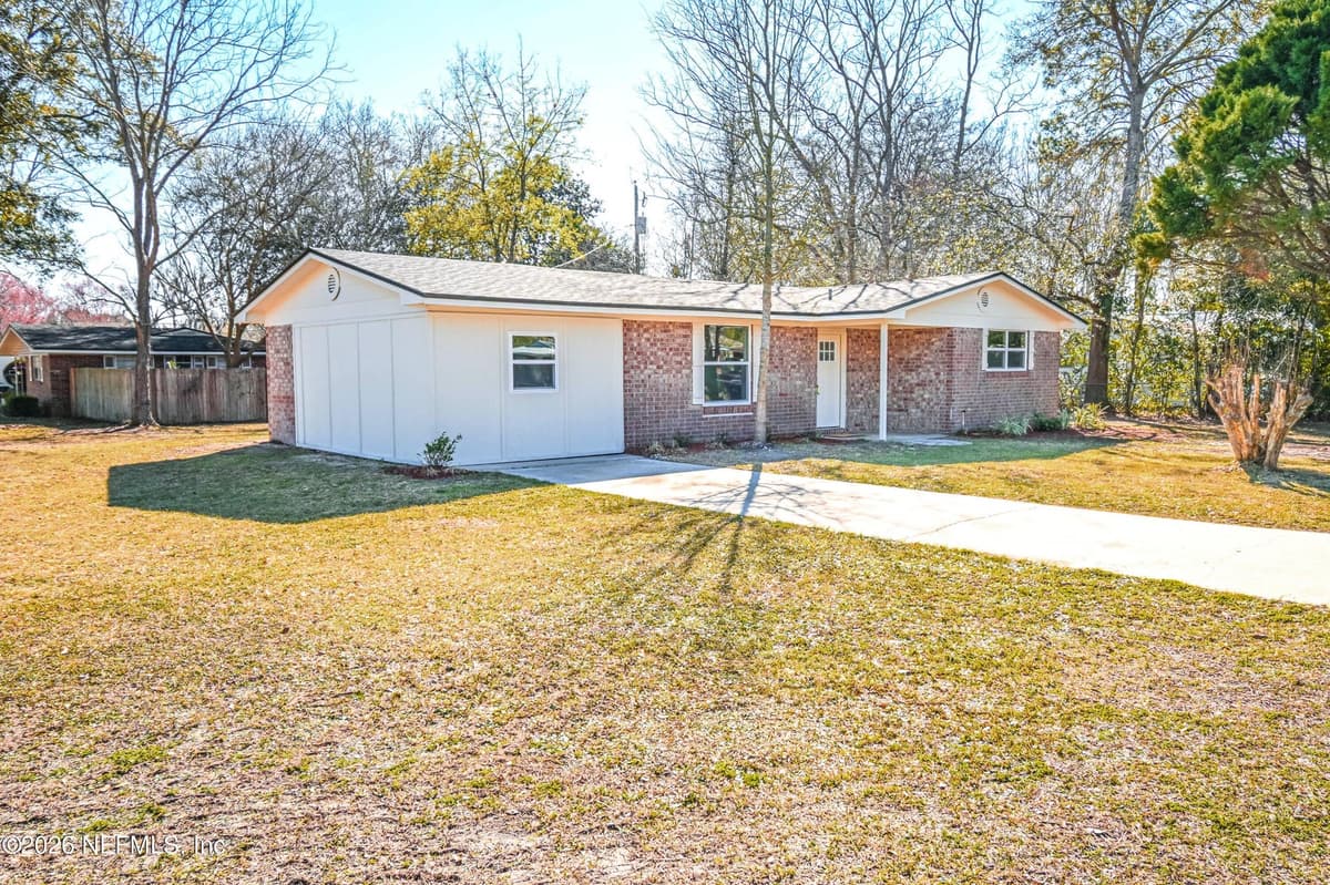 406 BARBARA Circle, Macclenny, FL 32063 2