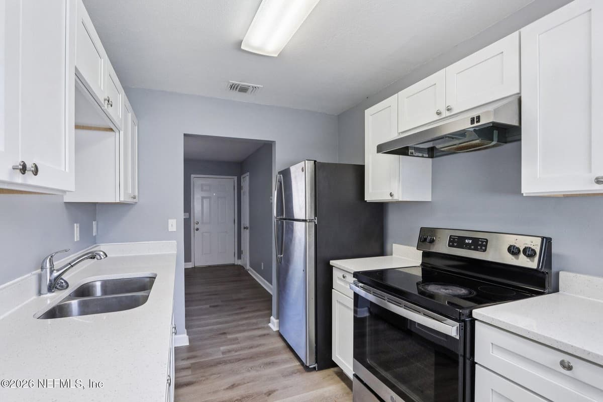 6928 GOLDILOCKS Lane, Jacksonville, FL 32210 3