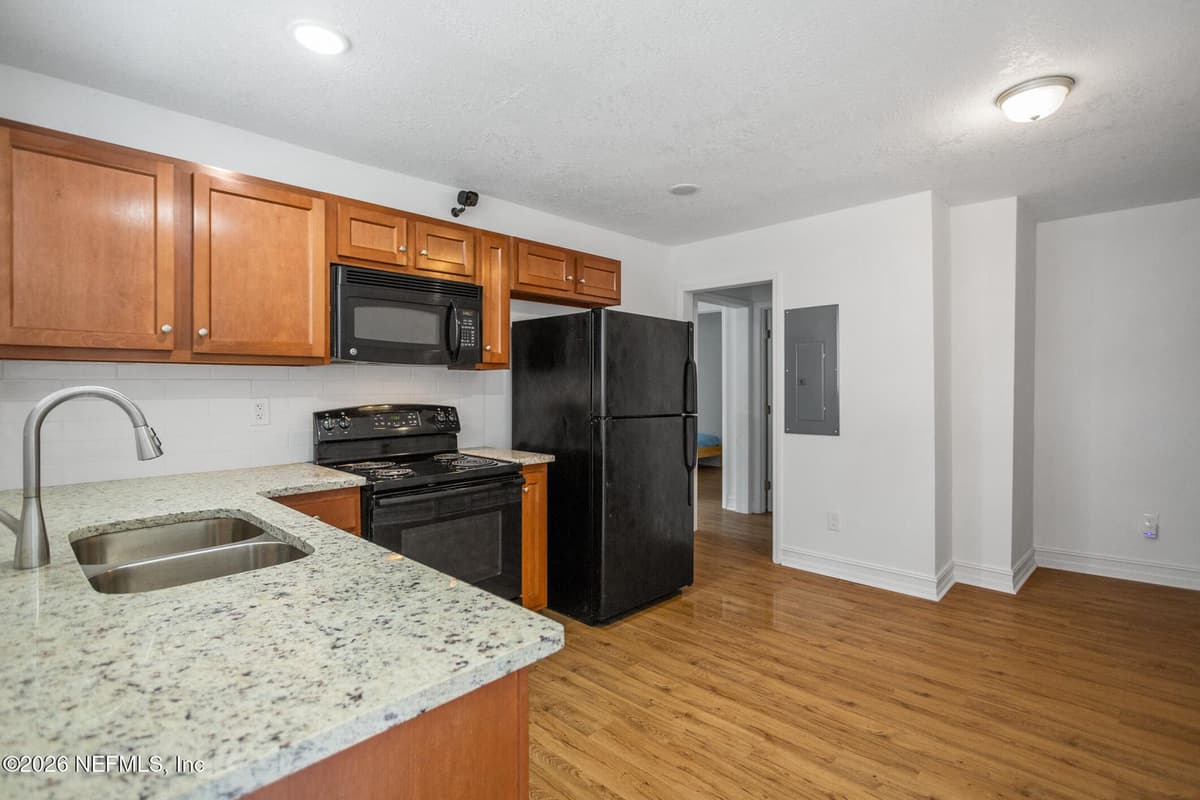 1401 W 22ND Street, Jacksonville, FL 32209 3