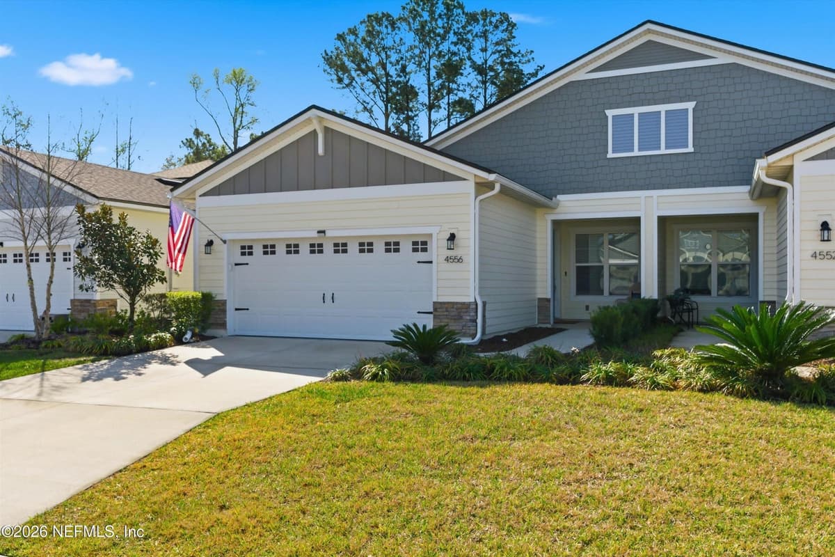 4556 SUN GARDEN Drive, Jacksonville, FL 32257 2
