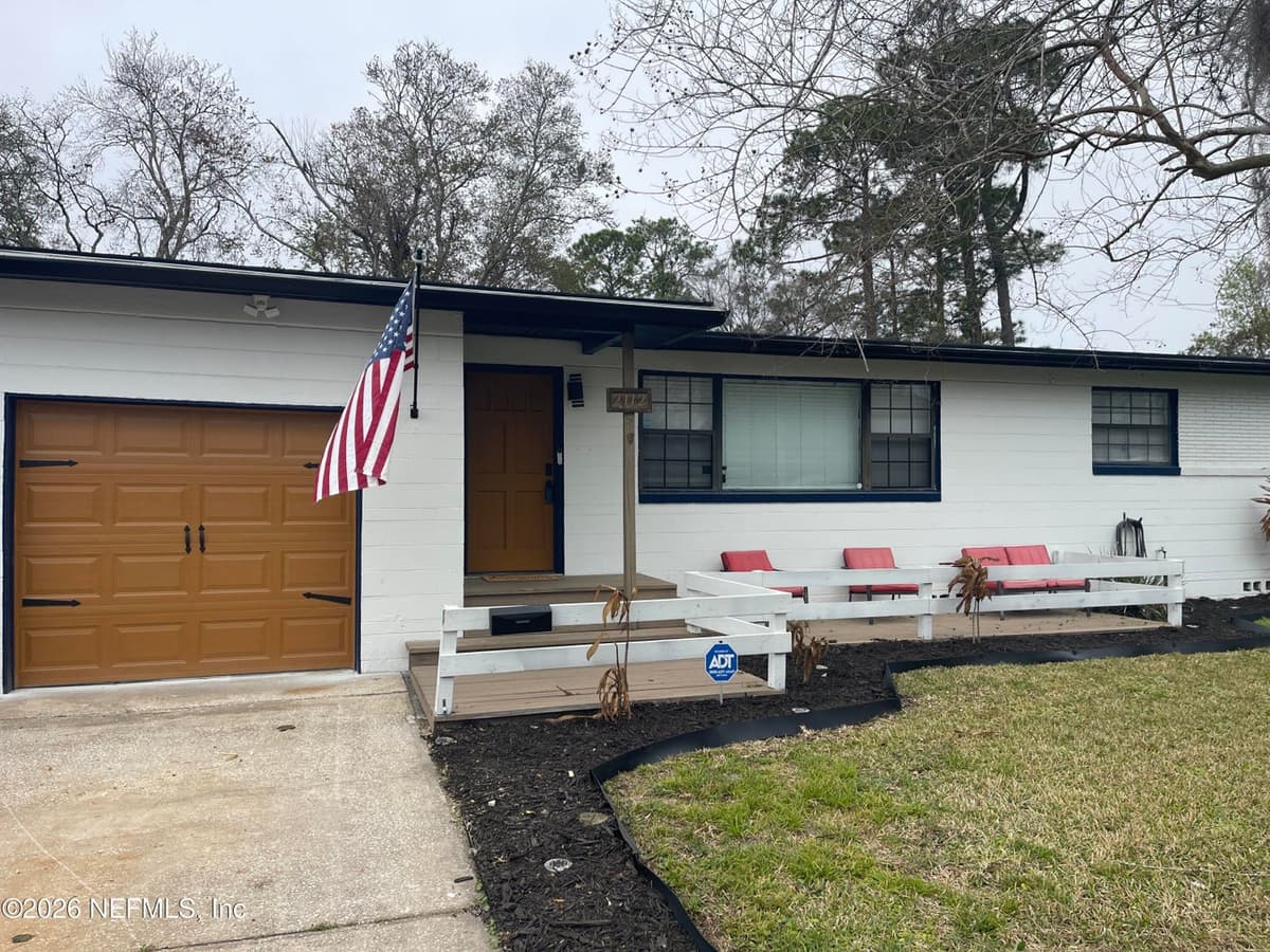 2112 DEAN Road, Jacksonville, FL 32216 2