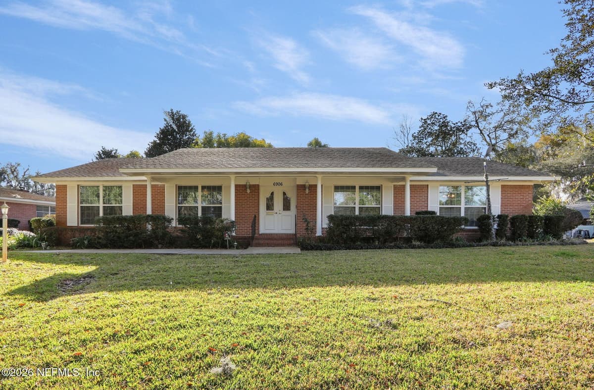 6906 HANSON Drive N, Jacksonville, FL 32210 3