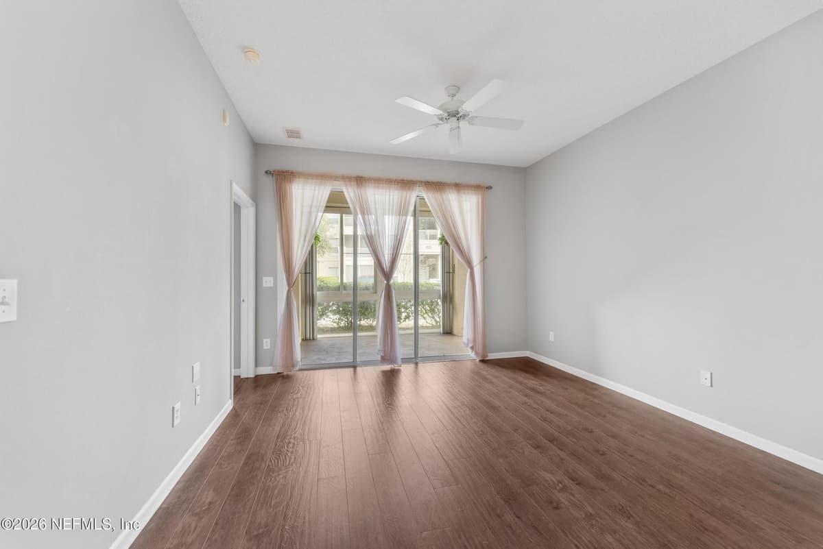 8601 BEACH Boulevard 1002, Jacksonville, FL 32216 2