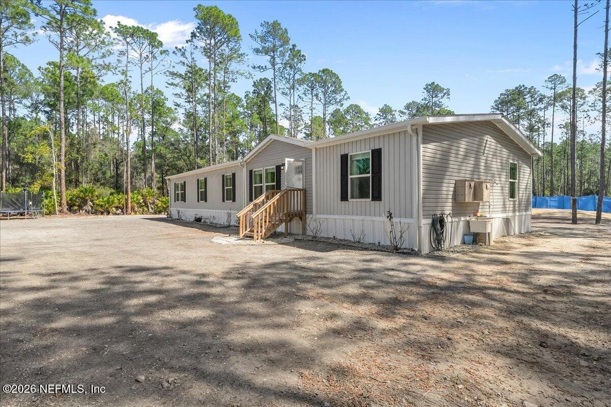 1427 S STATE ROAD 19, Palatka, FL 32177 2