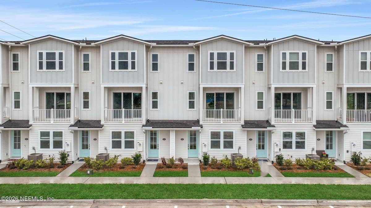 1026 2ND Avenue N, Jacksonville Beach, FL 32250 2
