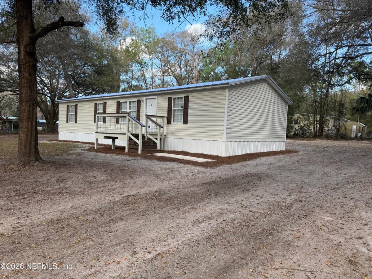 204 RABBIT TRACK Road, Satsuma, FL 32189 2