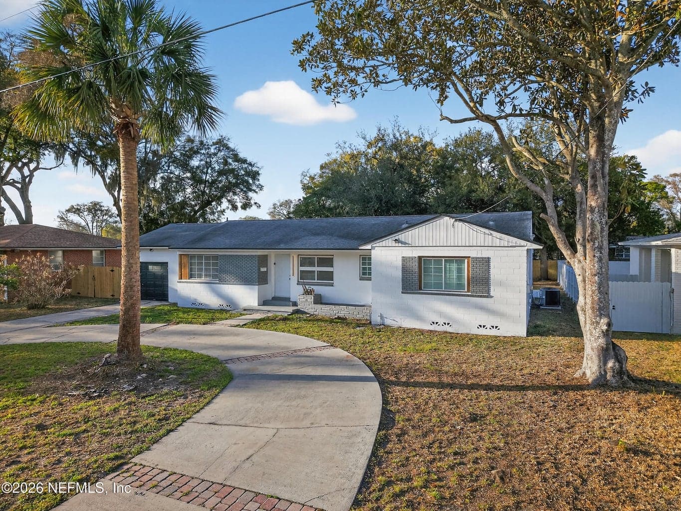 8365 BORDEAU Avenue N, Jacksonville, FL 32211