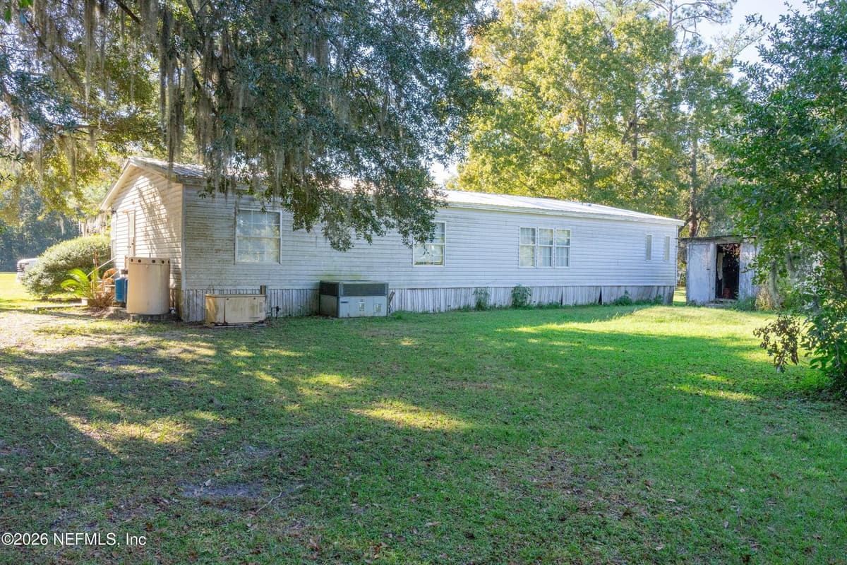 10569 MONCRIEF DINSMORE Road, Jacksonville, FL 32219 2