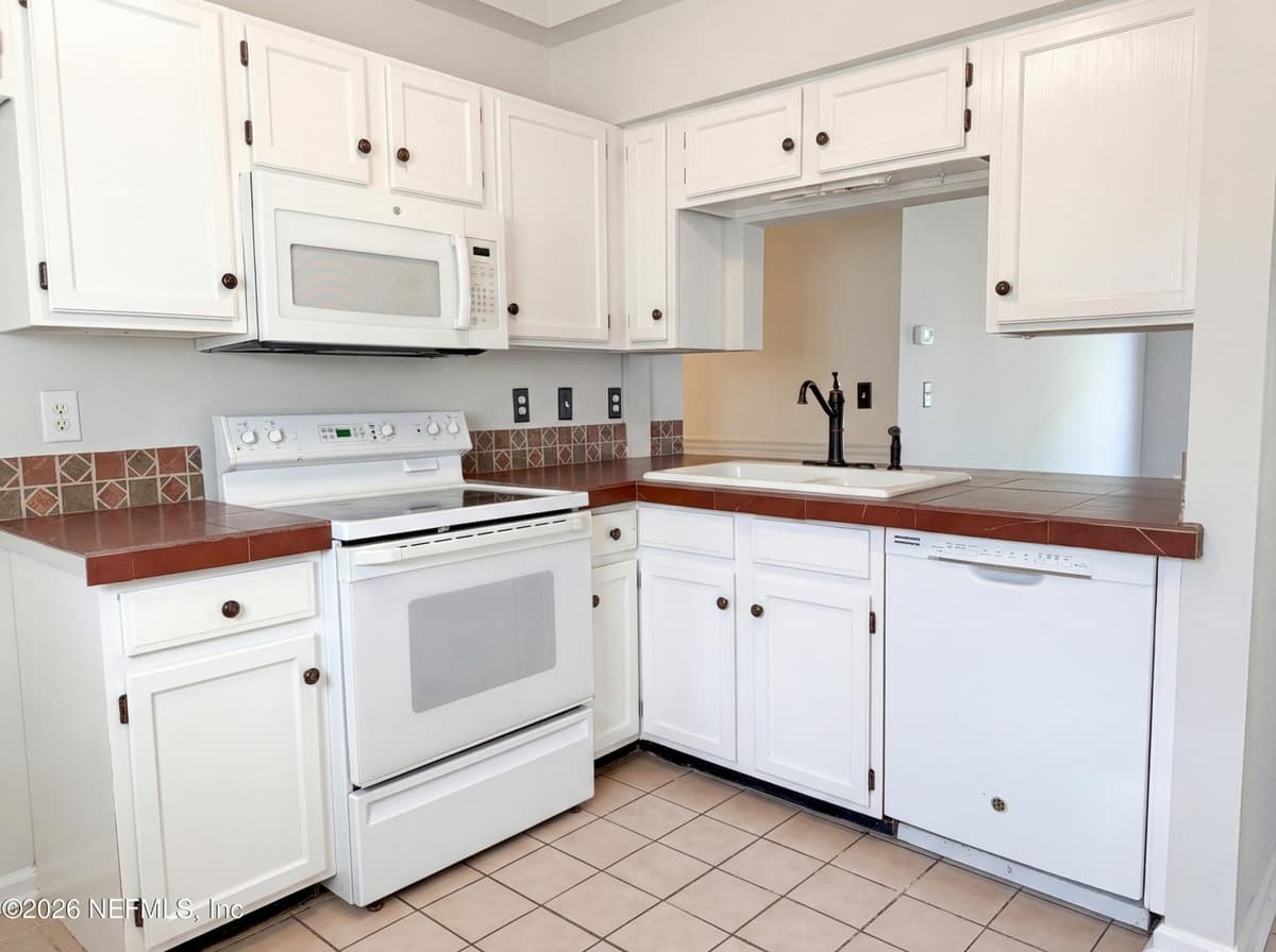 11478 MANDARIN GLEN Circle W, Jacksonville, FL 32223 2