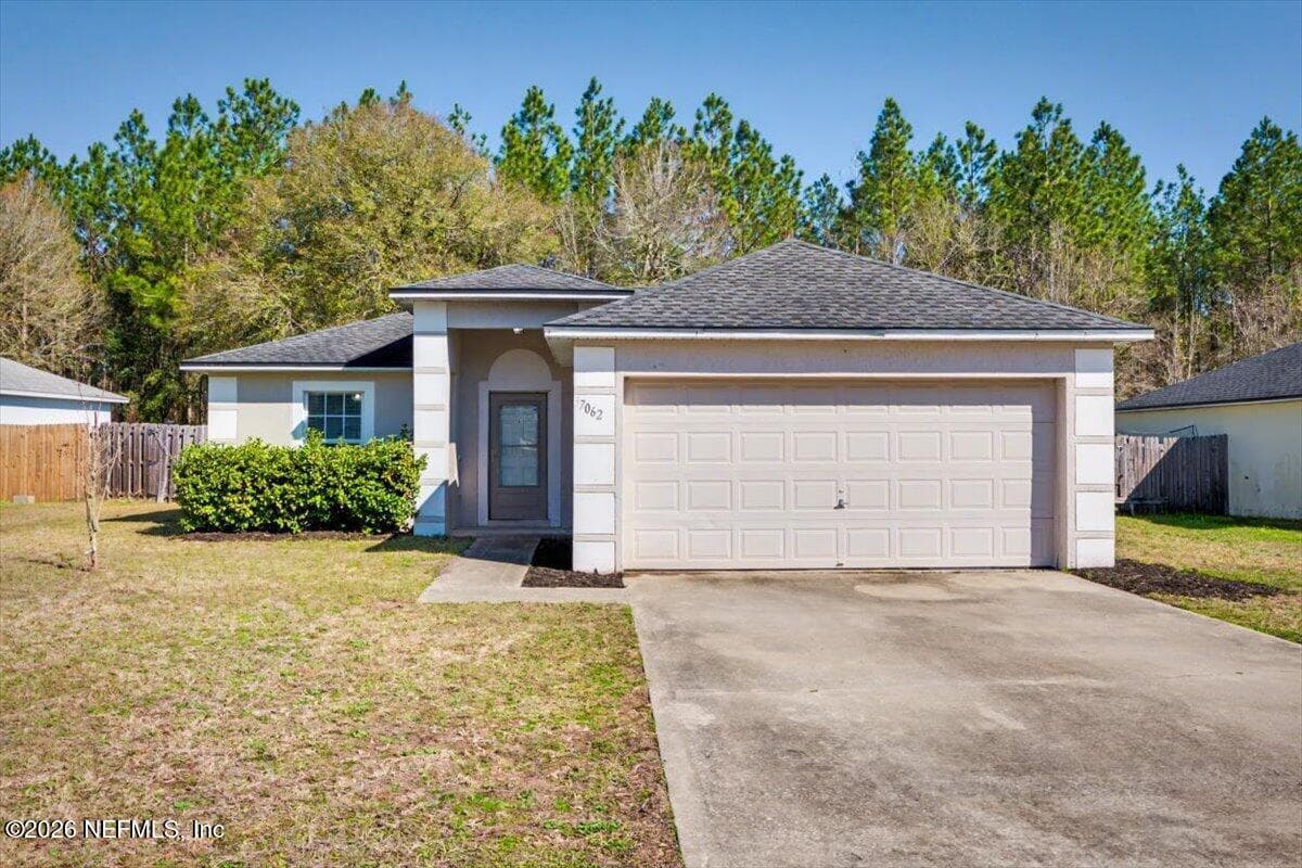 37062 SOUTHERN GLEN Way, Hilliard, FL 32046 2