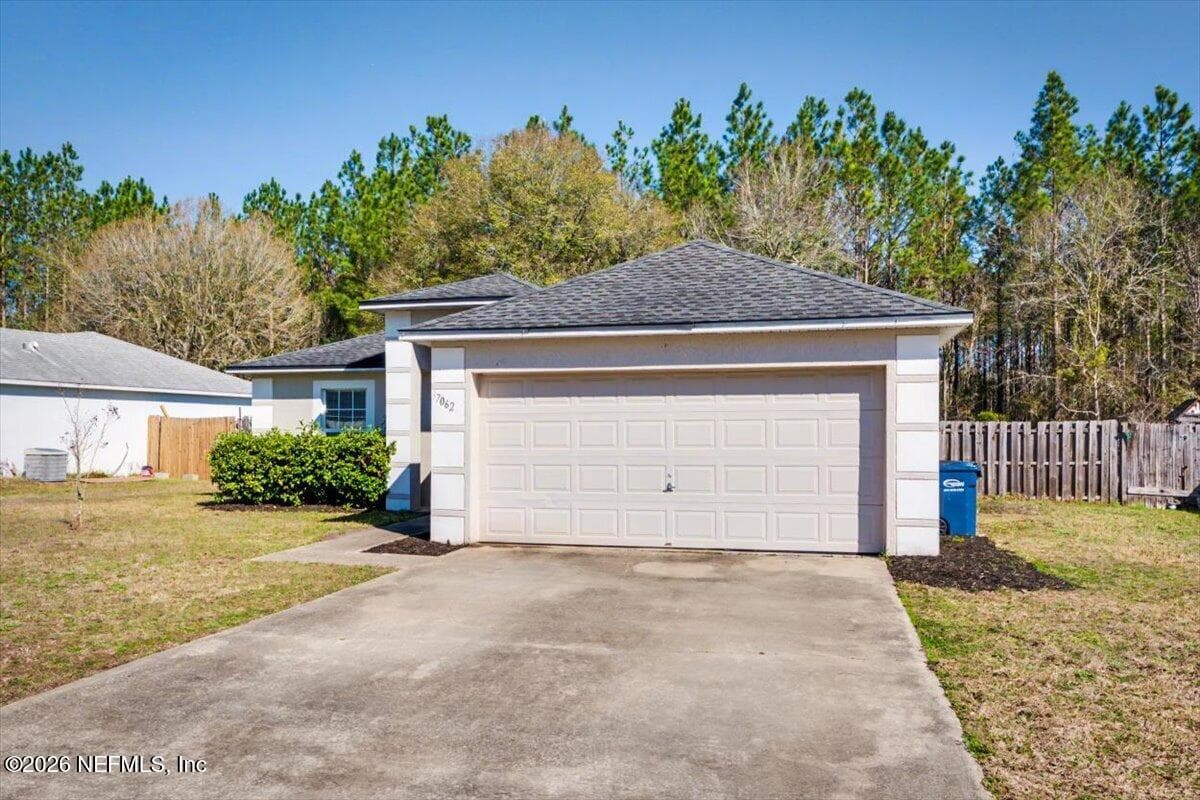 37062 SOUTHERN GLEN Way, Hilliard, FL 32046 3