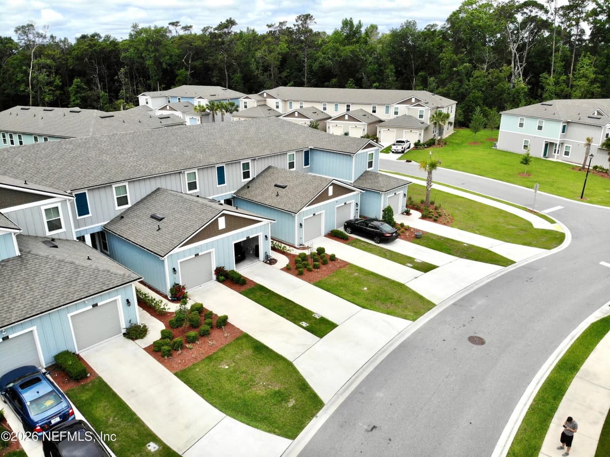 288 ARALIA Lane, Jacksonville, FL 32216 2