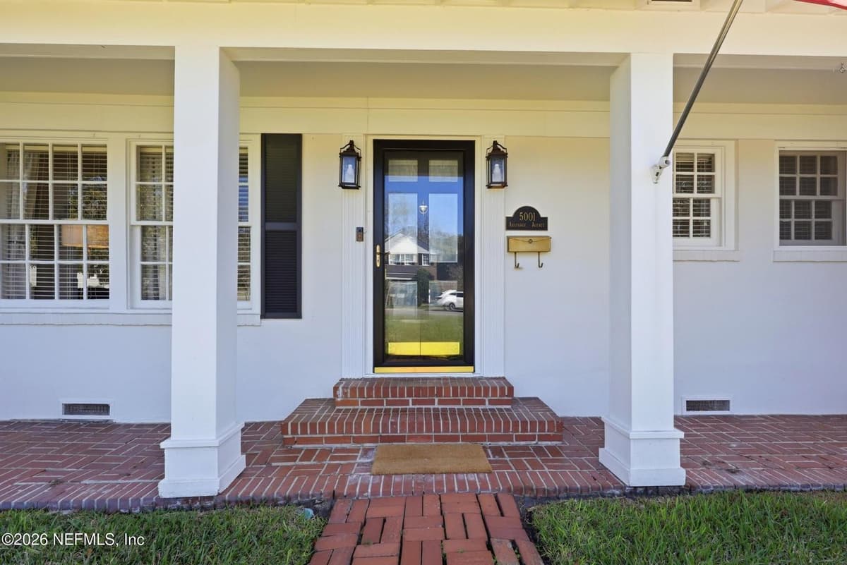 5001 ARAPAHOE Avenue, Jacksonville, FL 32210 2