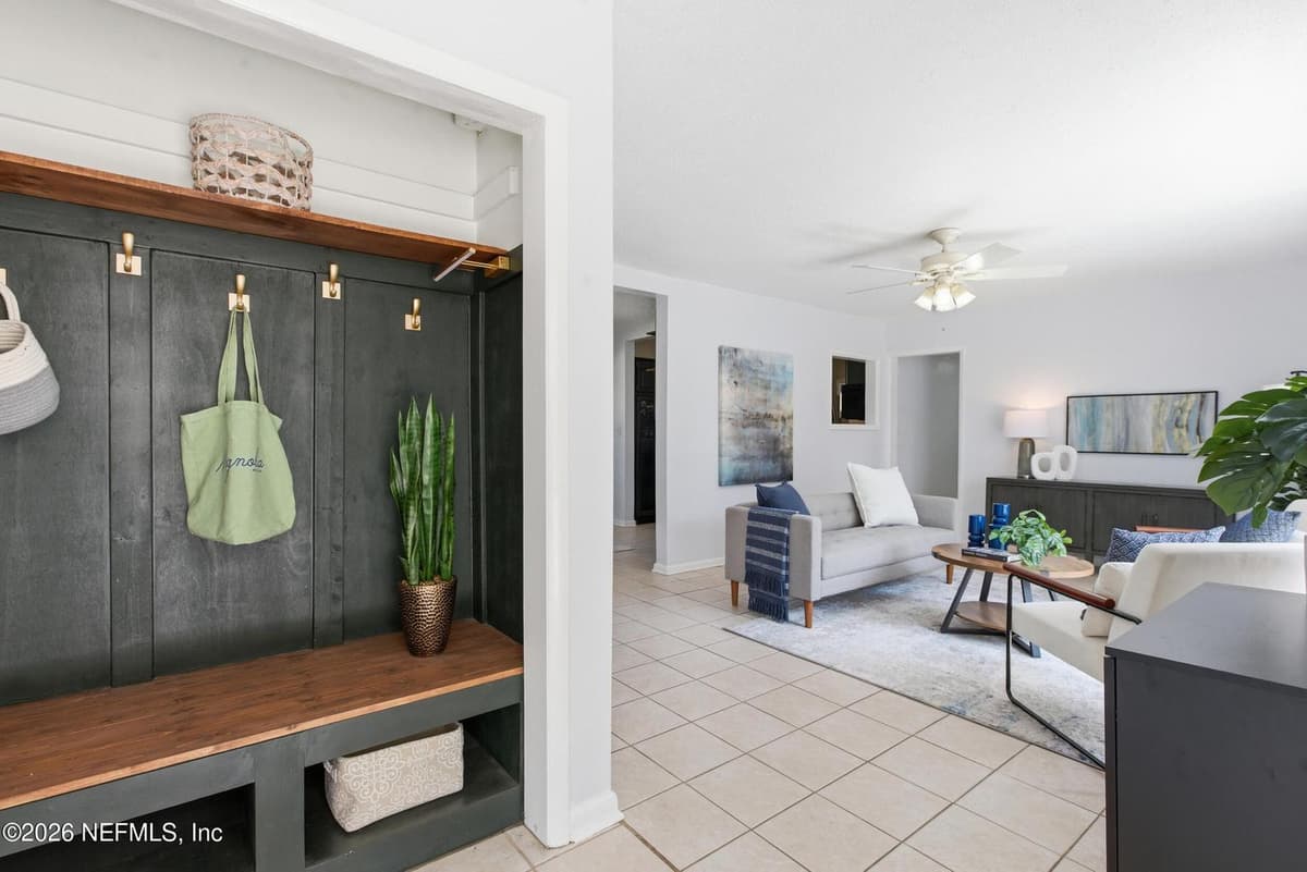 6231 RIVIERA MANOR Drive, Jacksonville, FL 32216 2