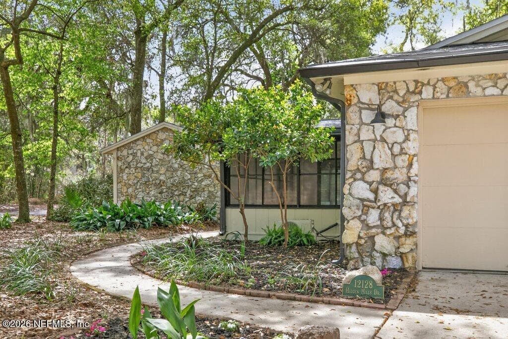 12128 HIDDEN HILLS Drive S, Jacksonville, FL 32225 2