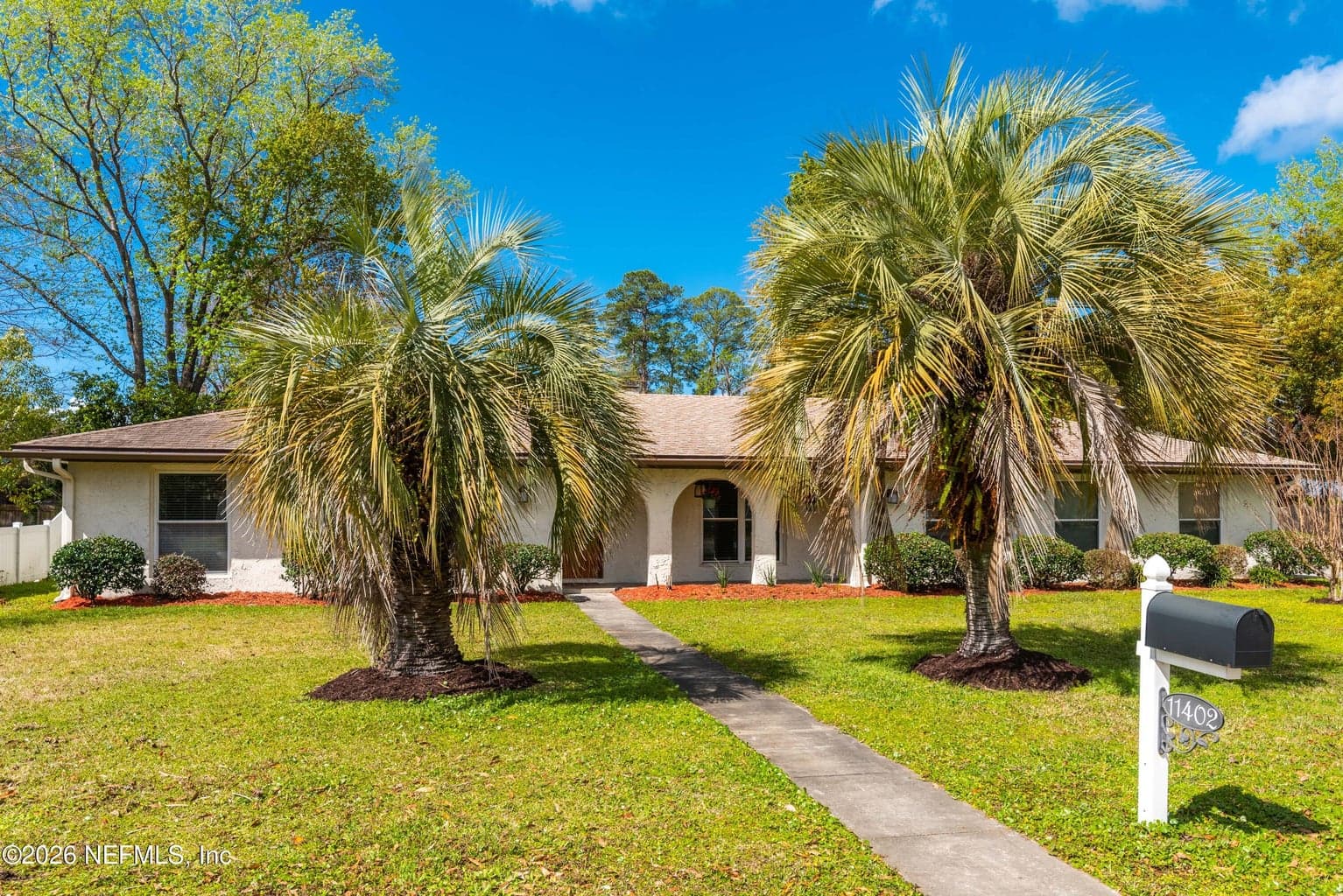 11402 SEDGEMOORE Drive W, Jacksonville, FL 32223