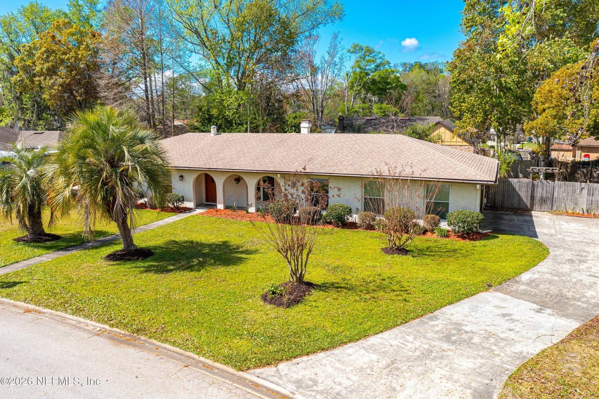 11402 SEDGEMOORE Drive W, Jacksonville, FL 32223 3