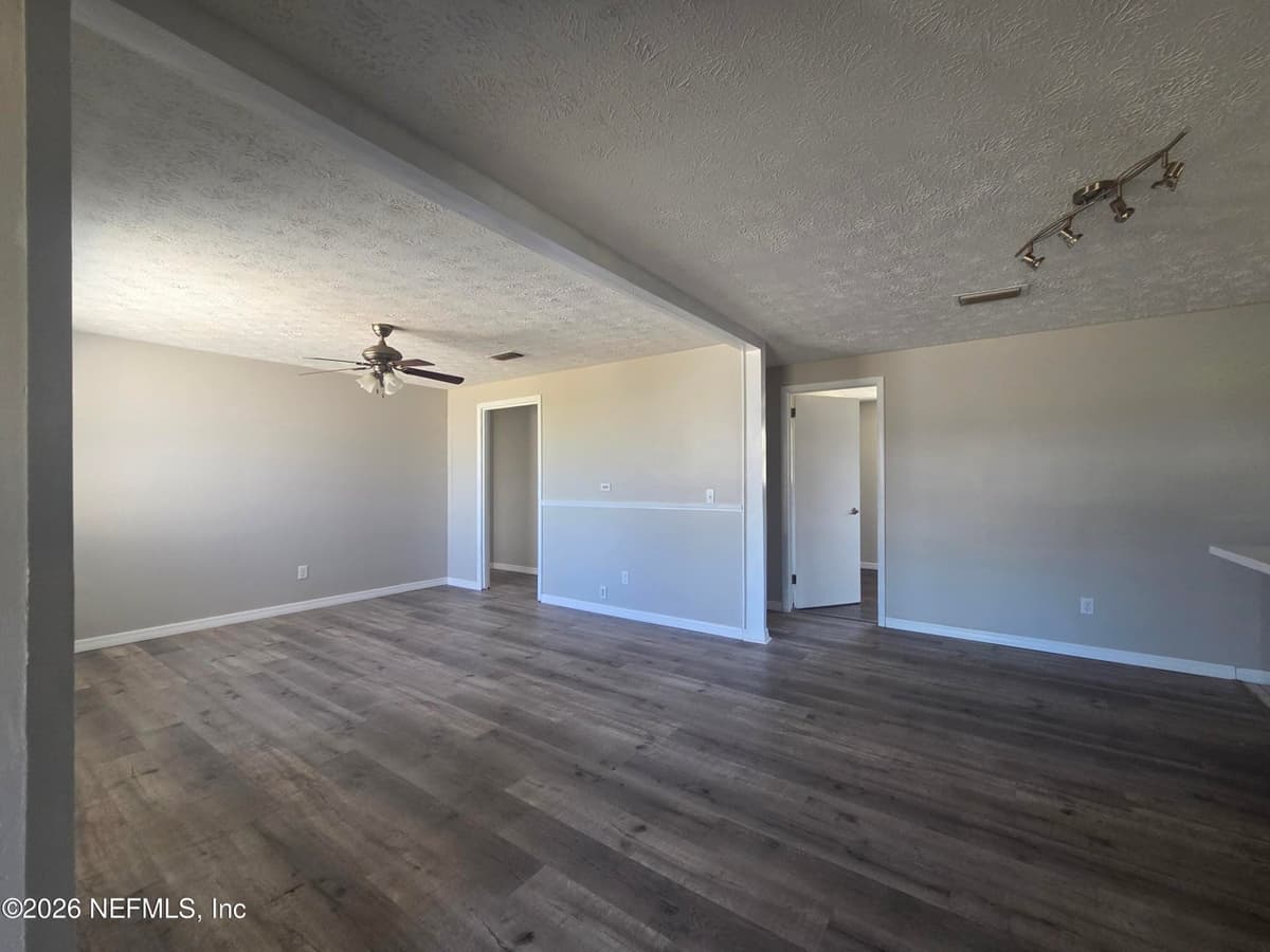 5146 SAGINAW Avenue, Jacksonville, FL 32210 2