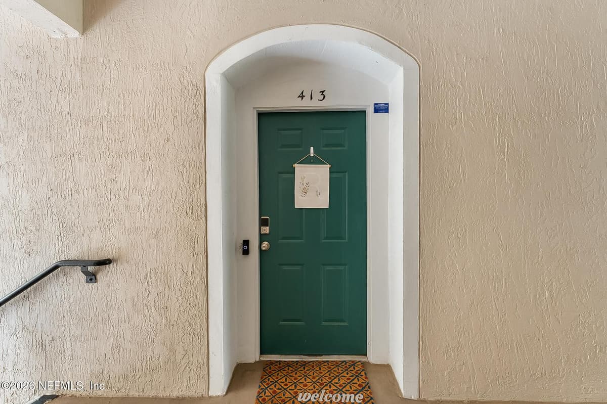 10550 BAYMEADOWS Road 413, Jacksonville, FL 32256 2