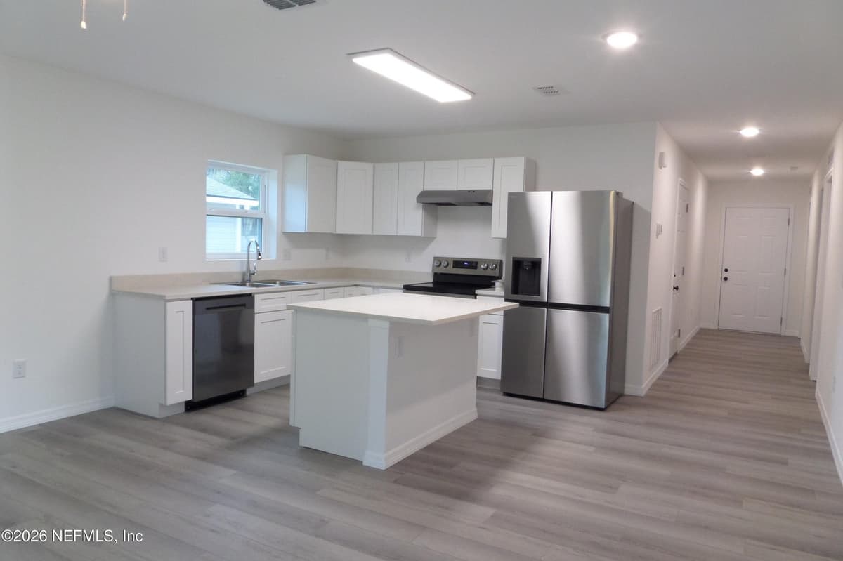 1750 HARRING Street, Green Cove Springs, FL 32043 2
