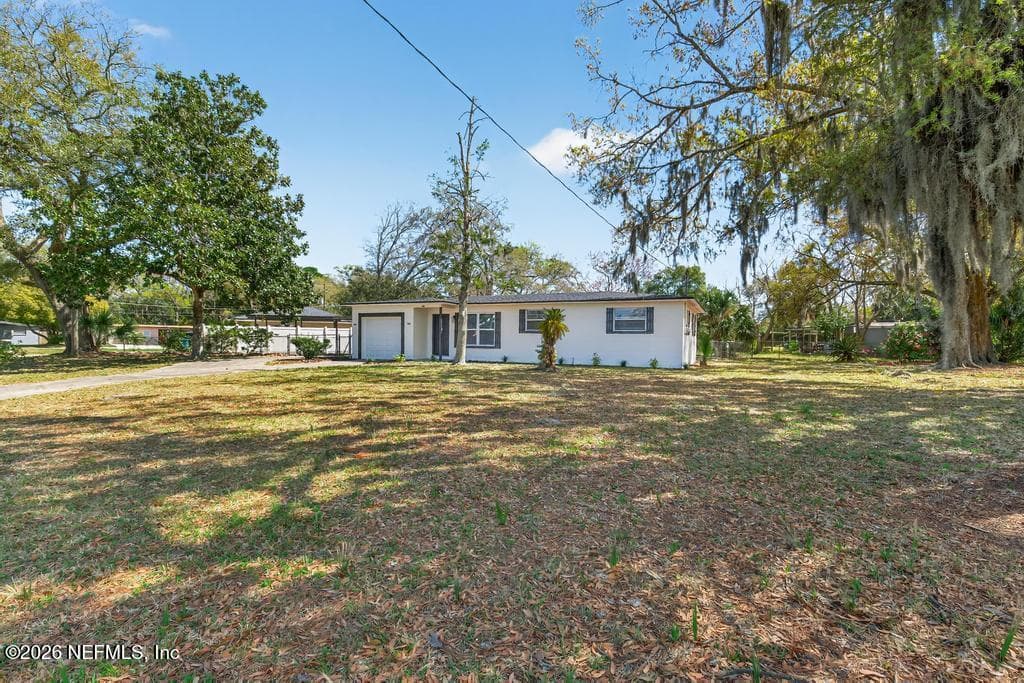 1633 DIBBLE Circle W, Jacksonville, FL 32246 2
