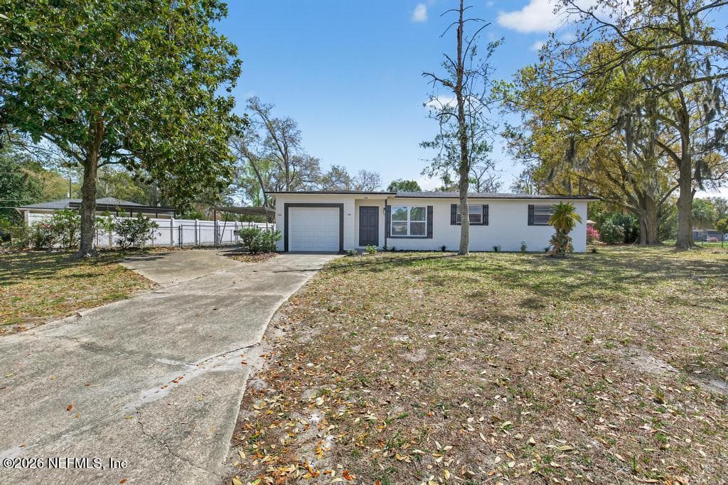 1633 DIBBLE Circle W, Jacksonville, FL 32246 3