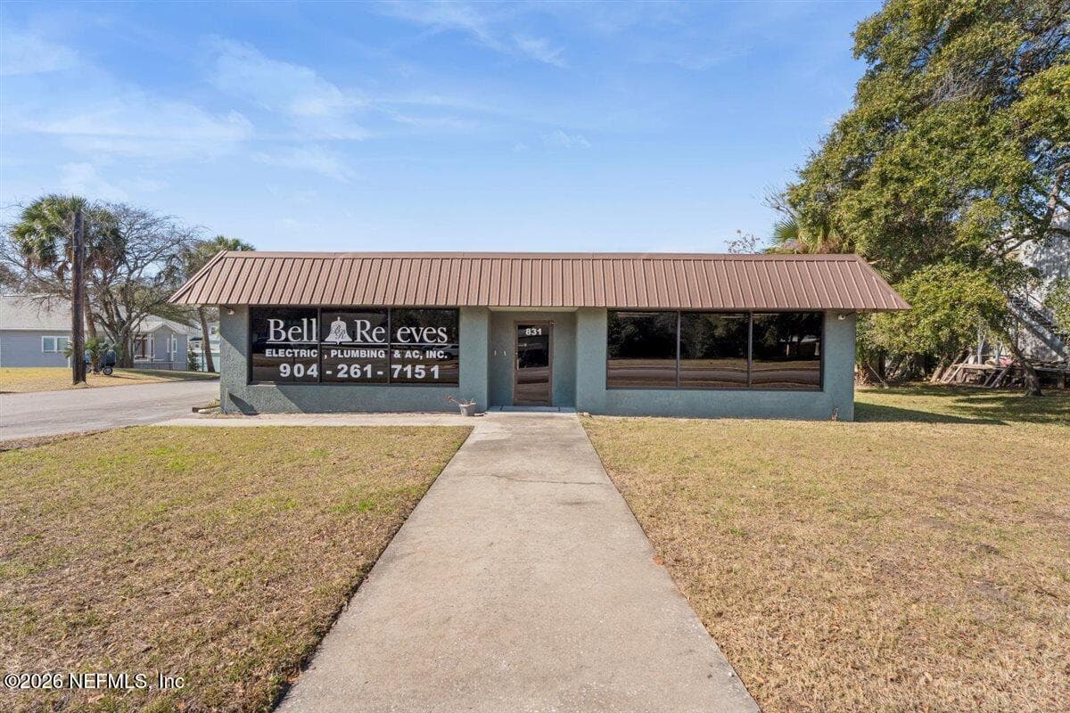 831 S 8TH Street, Fernandina Beach, FL 32034 3