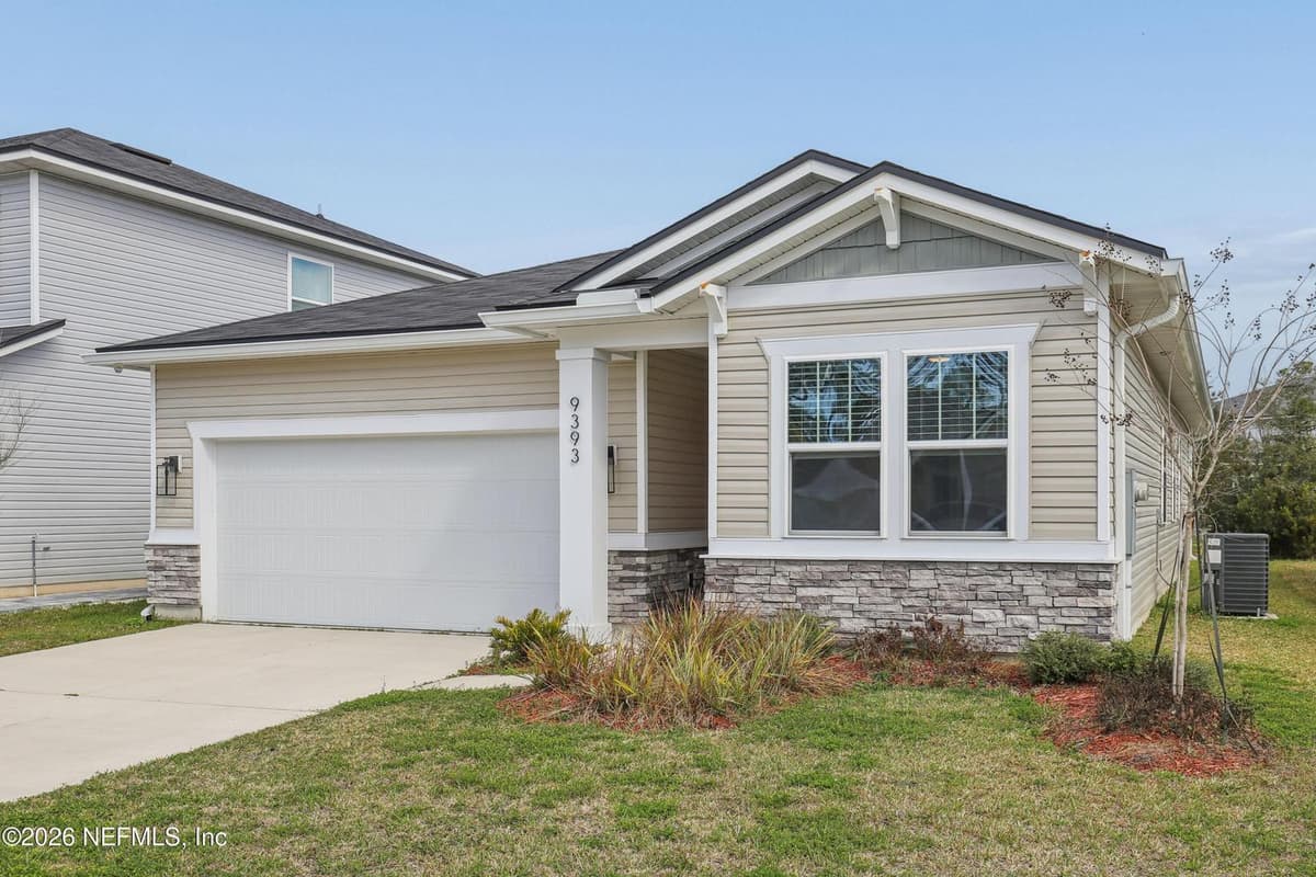 9393 SCAUP Way, Jacksonville, FL 32218 2