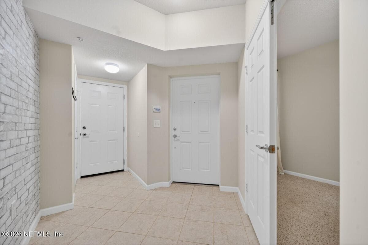 6650 SHADED ROCK Court 18C, Jacksonville, FL 32258 3