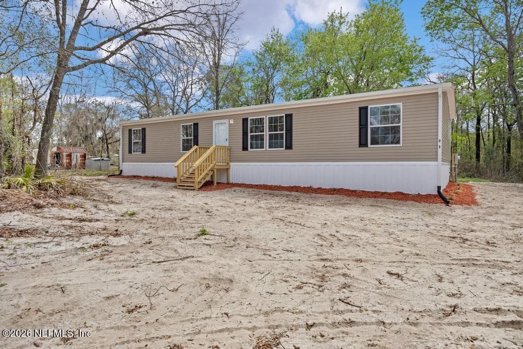 2004 BLUE KNOLL Road, Middleburg, FL 32068