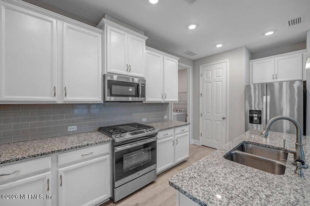 189 VISTA LAKE Circle, Ponte Vedra, FL 32081 3