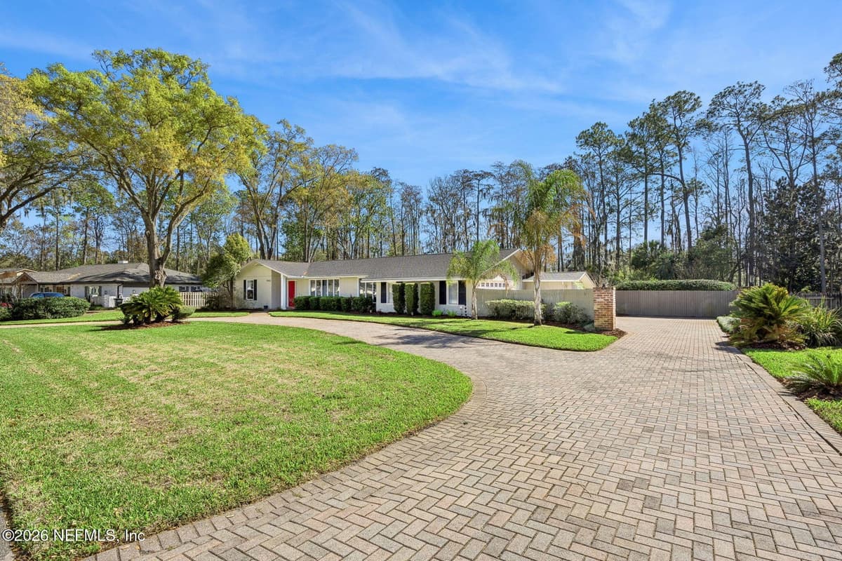 7955 PINE LAKE Road, Jacksonville, FL 32256 2