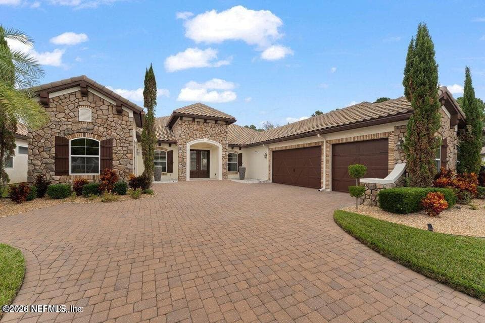 3069 SAVONA Court, Jacksonville, FL 32246 2