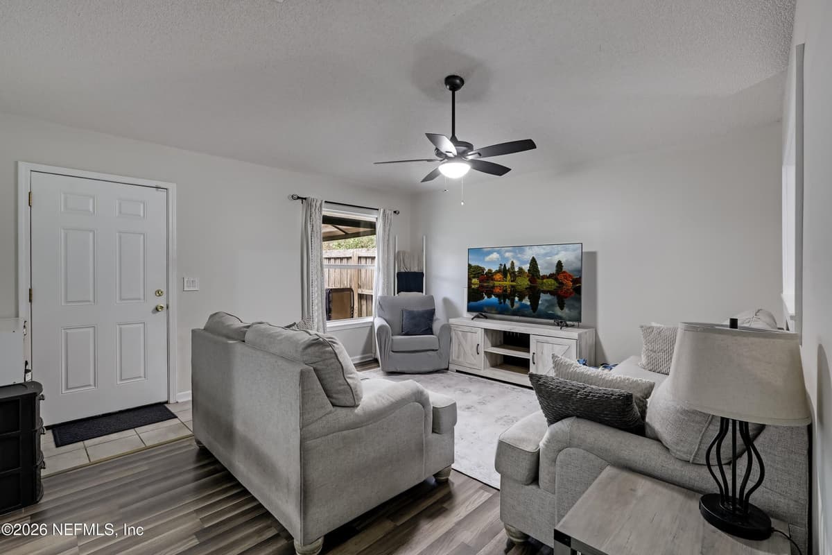 11187 MIKRIS Drive N, Jacksonville, FL 32225 2