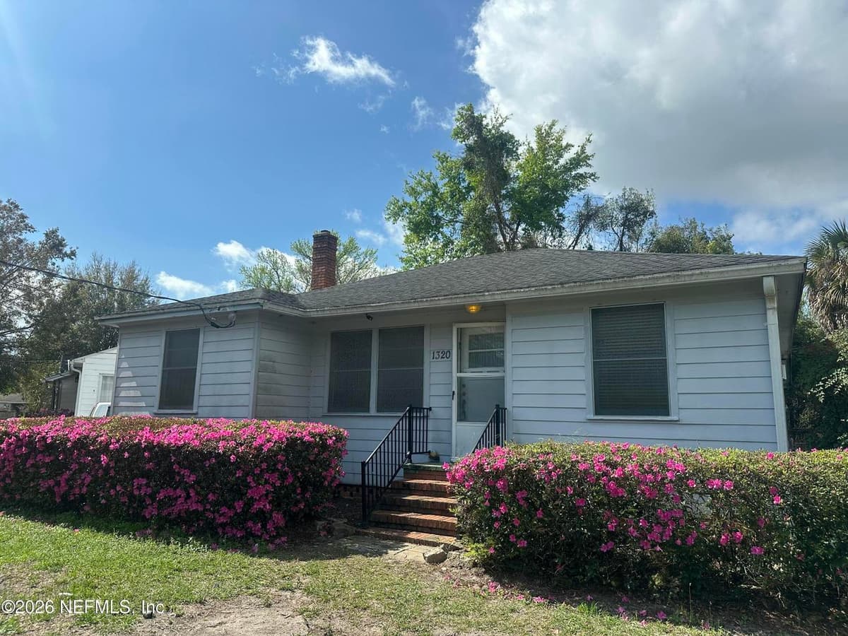1320 PINEGROVE Court, Jacksonville, FL 32205 2
