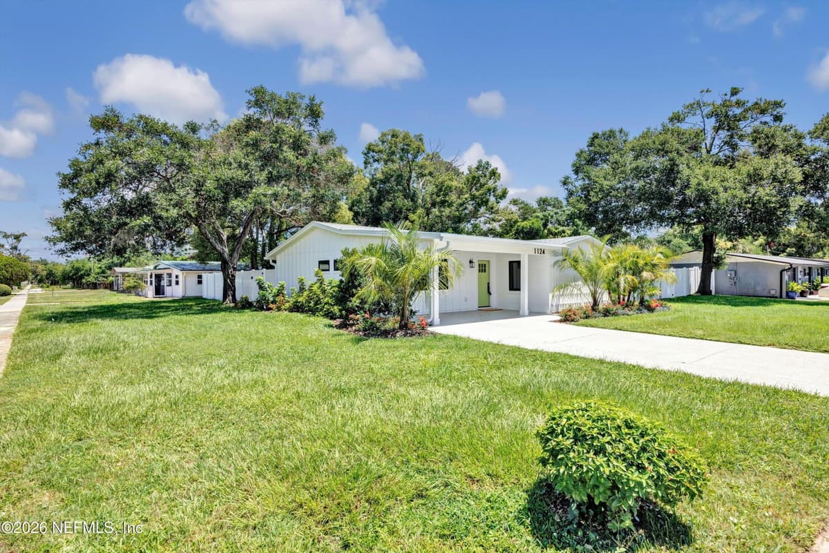 1124 OCEANWOOD Drive S, Neptune Beach, FL 32266 2