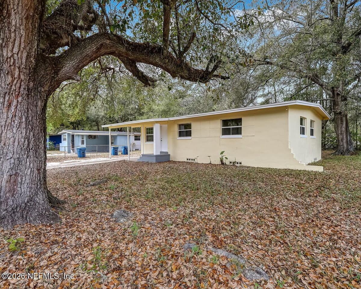 4105 KATANGA Drive N, Jacksonville, FL 32209 2