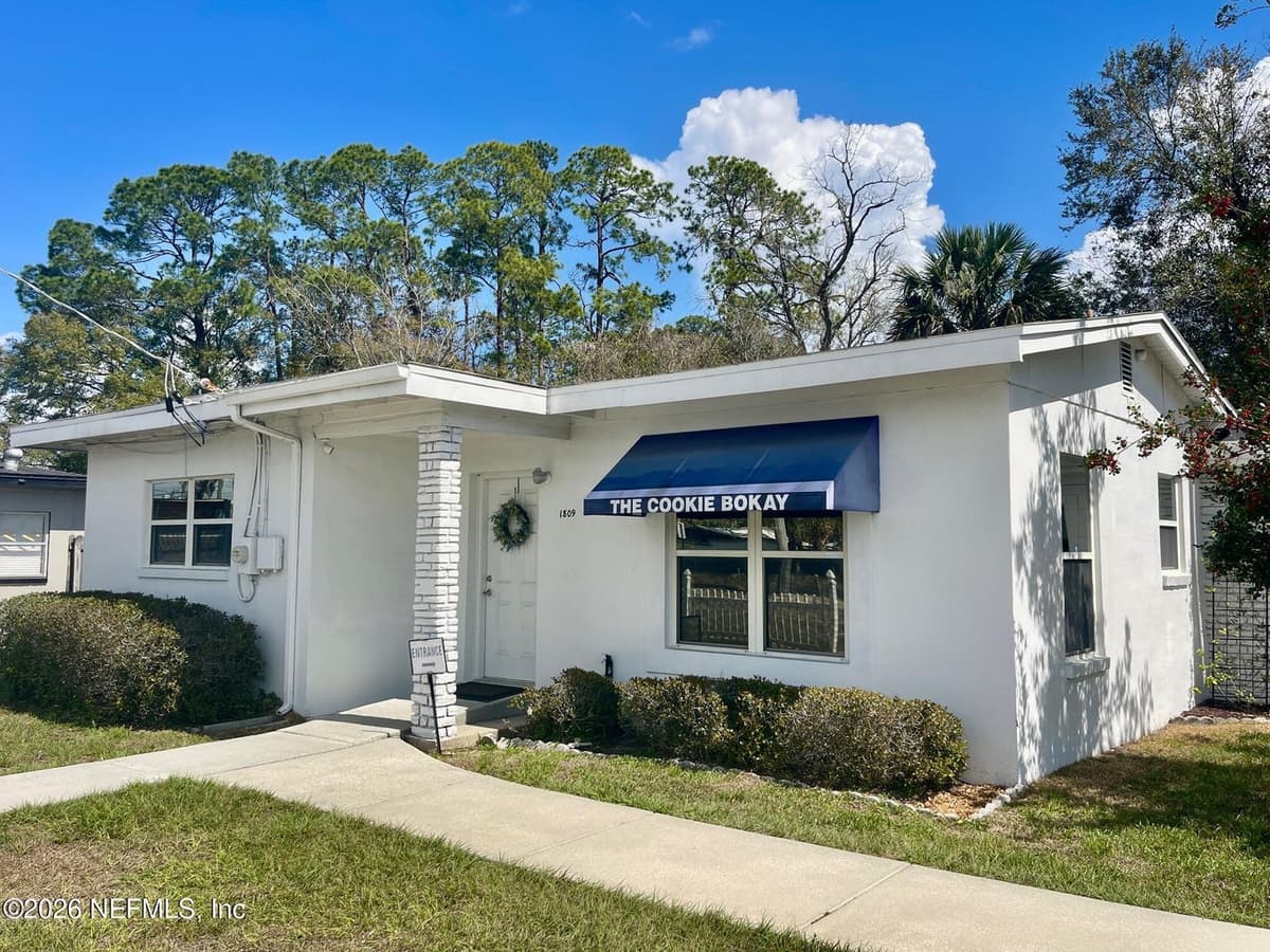 1809 CASSAT Avenue, Jacksonville, FL 32210 2