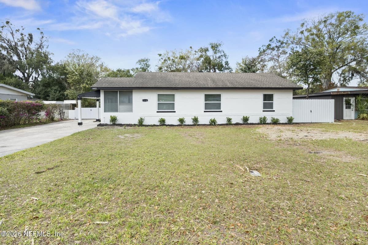 536 SAPELO Road, Jacksonville, FL 32216 2